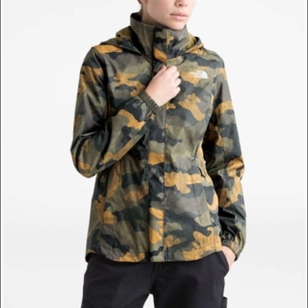 The North Face Women’s Resolve Parka II in Camo